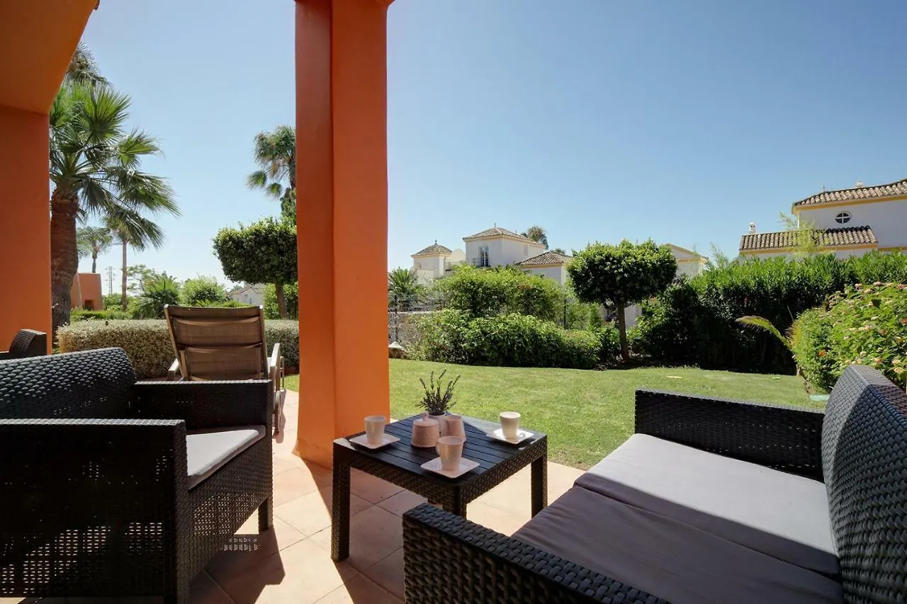 Garden Home Near The Beach Estepona Apartment